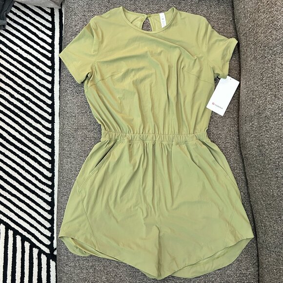 lululemon athletica Pants - Lululemon Open Back Romper NWT SZ 8